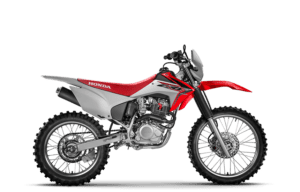 fotografia mostrando a moto off-road honda crf 230 pelo lado direito