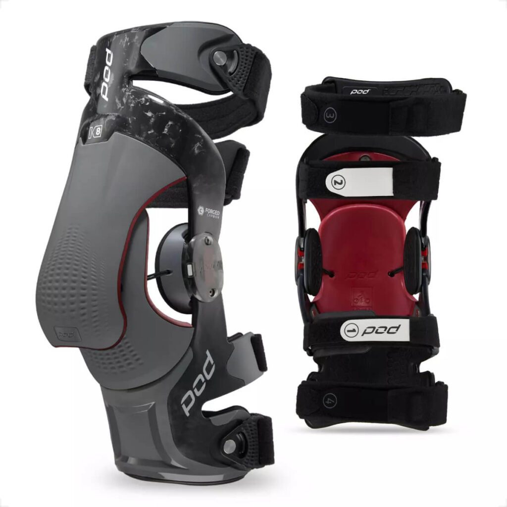 imagem da Joelheira POD K8 3.0 forged carbon, uma joelheira que está no artigo das melhores joelheiras articuladas para motocross do blog manual do motocross.